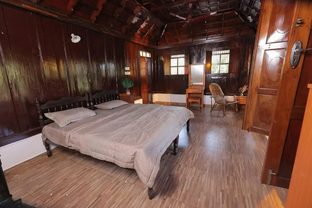Mount De Kumarakom Heritage Hometstay