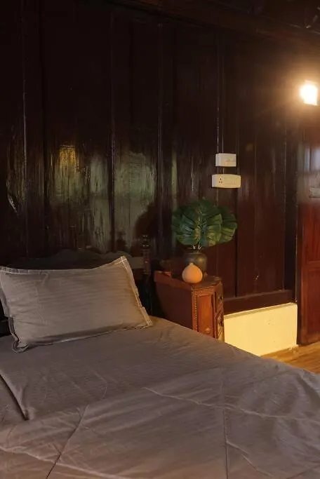 Mount De Kumarakom Heritage Hometstay Villa
